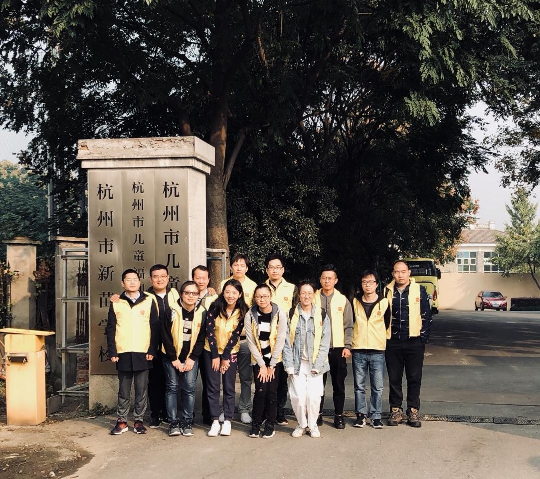 1540458781742356.jpg 1.jpg