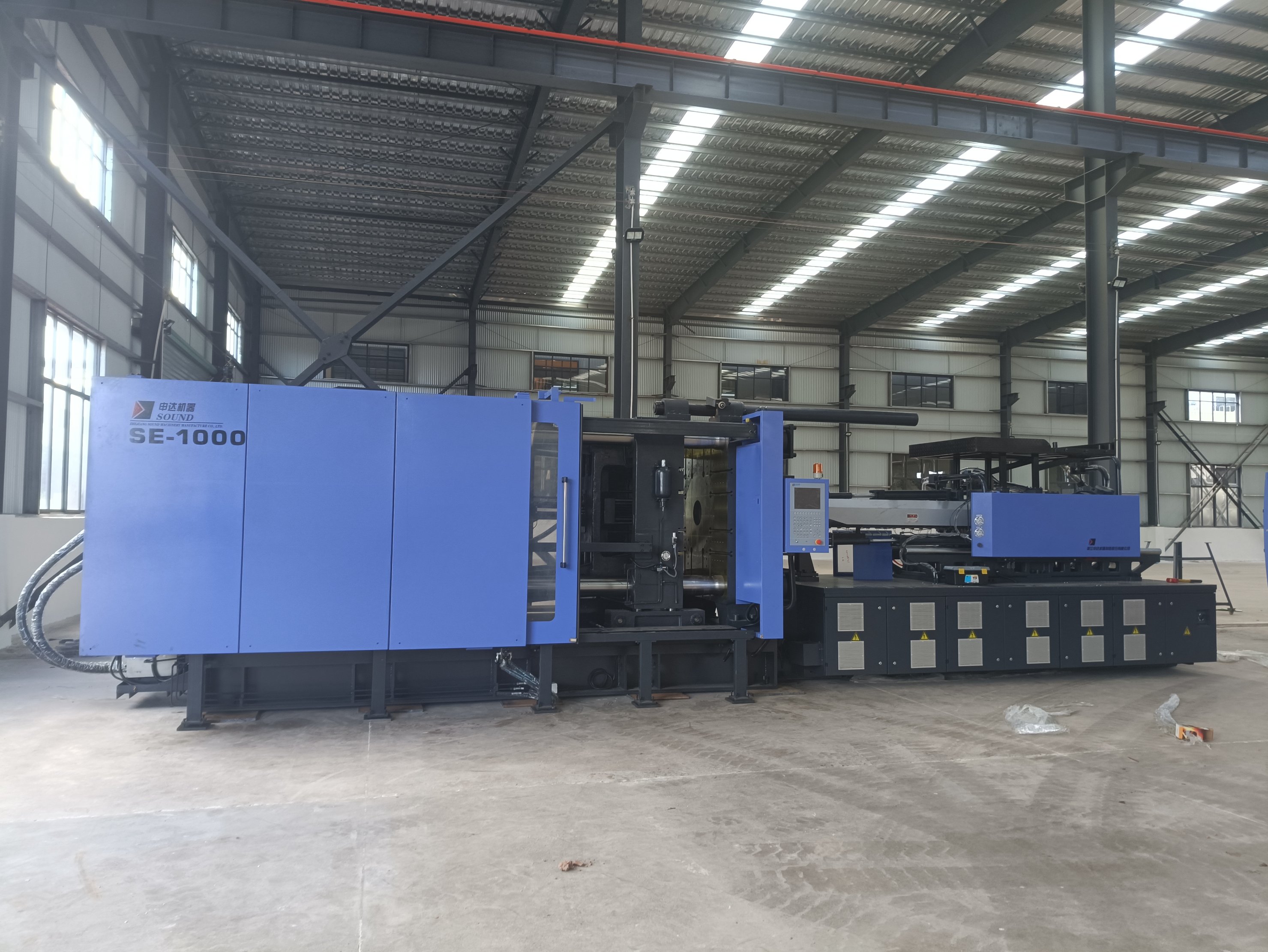 “零突破”！省二輕集團(tuán)首單注塑機(jī)融資租賃業(yè)務(wù)簽訂