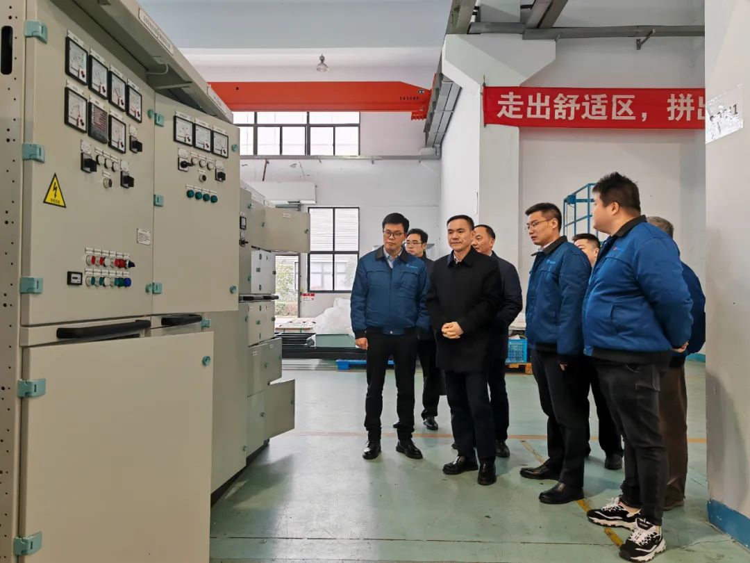 孫哲君赴國(guó)瑞科技公司開展“大走訪大調(diào)研大服務(wù)大解題”活動(dòng)